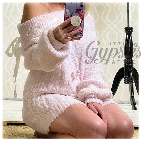 POL Dreamy Powder Pink Berber Fleece Sweater - Picture 2 of 14